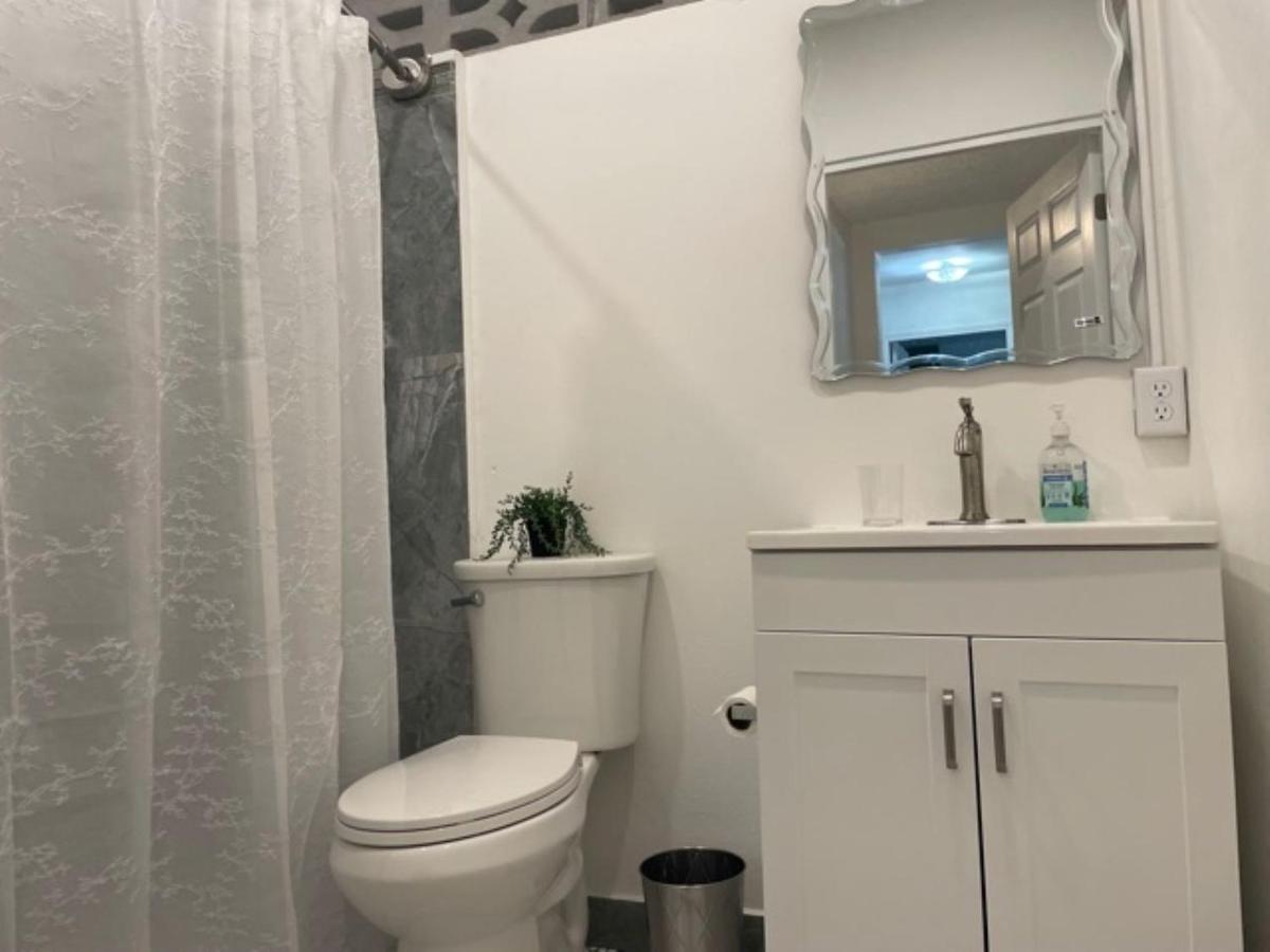 Casa Del Sol -Unit B Villa Баямон Екстериор снимка